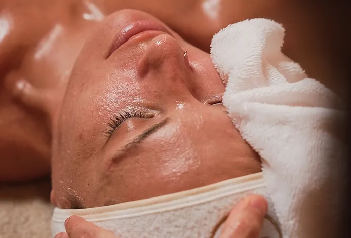 Limpieza facial Om Care