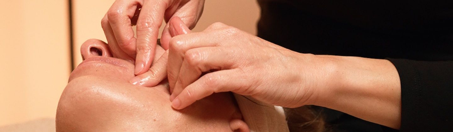 Liposome facial